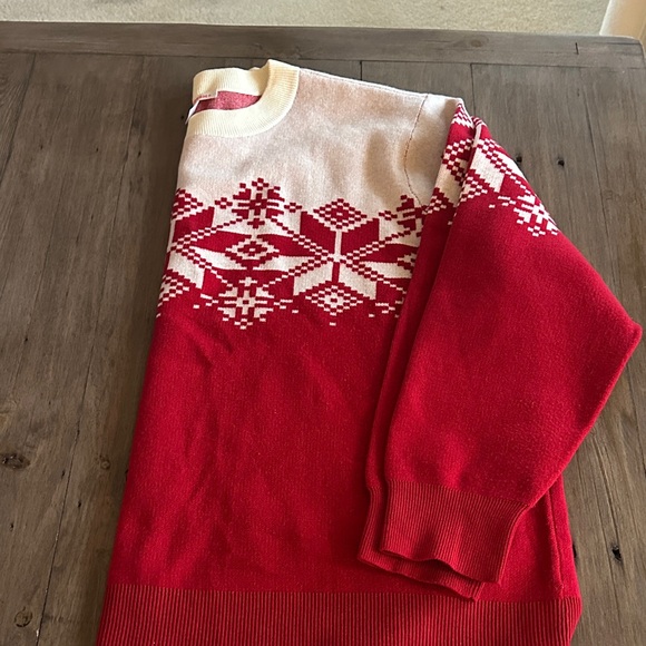 Joe Fresh Red and White Snowflake Sweatshirt - Picture 2 of 3